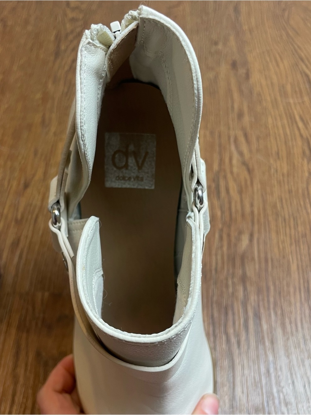 Dolce Vita Cream Pointed Leather Ankle Booties with Stacked Heel Size 10 - Picture 9 of 11